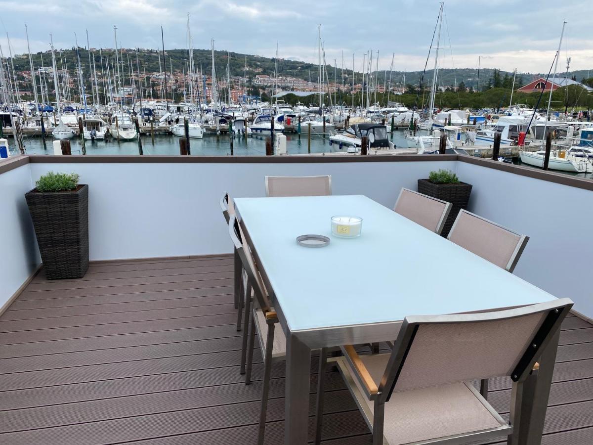 Floating House Blue Moon Villa Portorož Exteriör bild